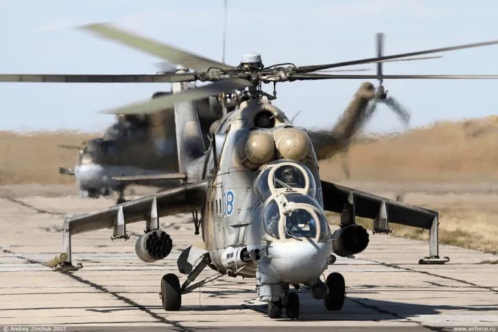 a-military-mi-24-helicopter-crashed-in-russian-occupied-abkhazia-the-crew-survived