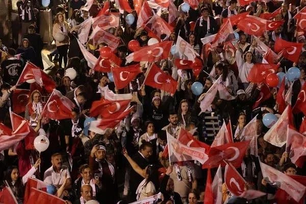 post-election-riots-in-turkey-one-person-killed-four-injured