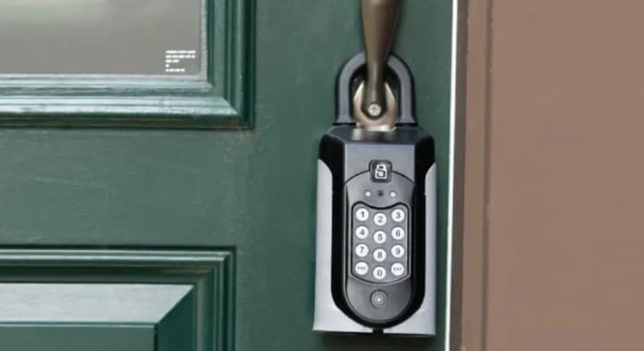 airbnb-booking-i-drugie-onlain-bronirovanie-zhilya-v-yes-viroslo-na-138percent-za-god-khorvatiya-ispaniya-frantsiya-glavnie-letnie-napravleniya