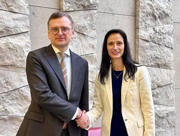 partnerstvo-vazhno-dlya-ukrepleniya-chernomorskoi-bezopasnosti-kuleba-vstretilsya-s-glavoi-mid-bolgarii