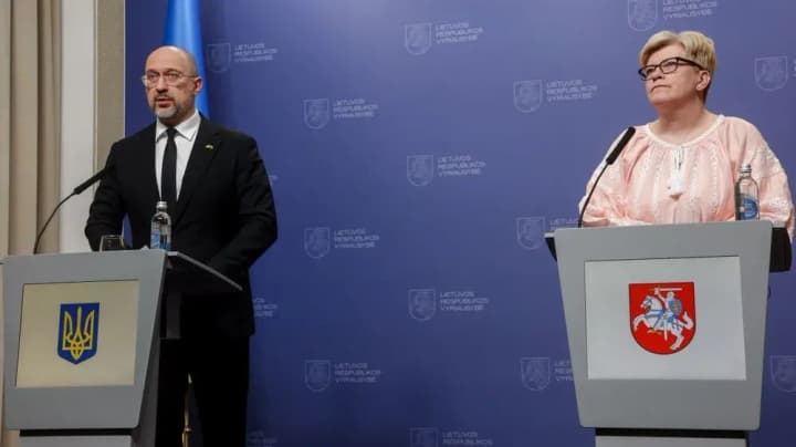 shmyhal-and-lithuanian-prime-minister-discuss-further-sanctions-against-russia-simonite-for-preventing-bypass-through-belarus-or-other-schemes