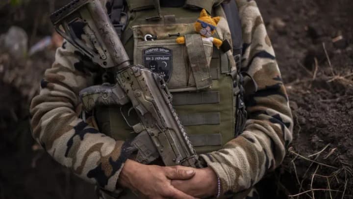 if-you-dont-have-a-strong-reserve-to-replace-a-strong-brigade-then-the-next-day-you-wont-have-any-city-zelensky-on-rotation-at-the-front