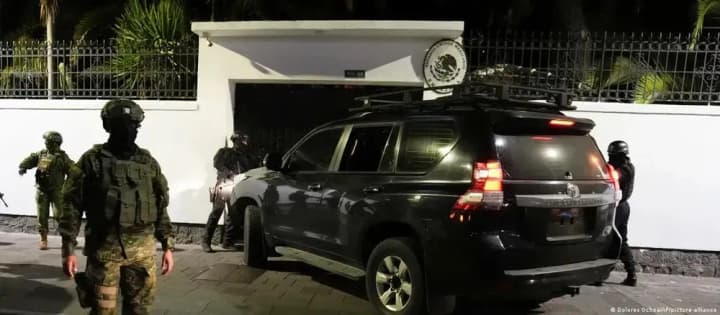 mexico-and-nicaragua-break-off-relations-with-ecuador