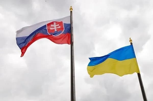 slovakia-provides-ukraine-with-two-demining-machines-and-other-equipment