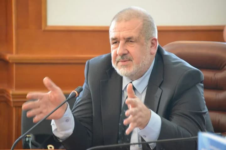 rossiya-nabiraet-krimchan-v-spetsialnoe-podrazdelenie-rosgvardii-chubarov