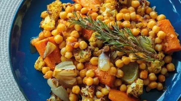 ikaria-the-island-of-long-livers-a-resident-told-about-the-secrets-of-the-islanders-nutrition