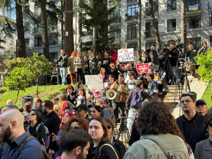 a-protest-action-against-the-law-on-foreign-agents-begins-in-georgia-near-the-parliament