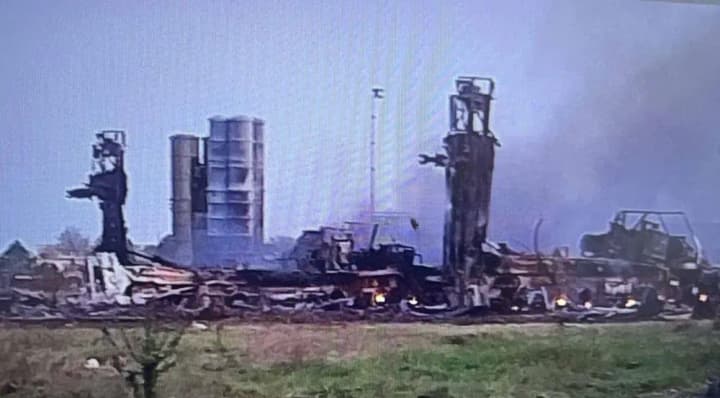 strike-on-airfield-in-occupied-dzhankoy-guerrillas-confirm-defeat-of-new-russian-s-400-system
