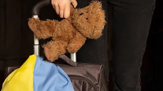 shche-dvokh-pidlitkiv-z-khersonshchyny-vriatuvaly-z-rosiiskoi-okupatsii