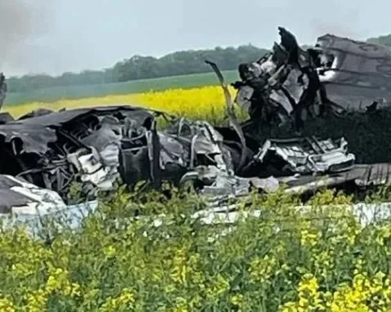 russian-bomber-pilot-killed-search-for-another-continues