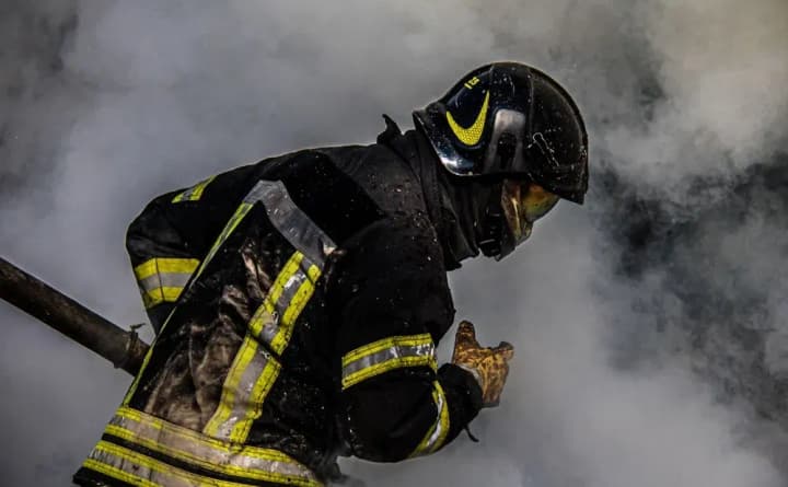 ataka-na-portovu-infrastrukturu-odeshchyny-riatuvalnyky-vzhe-maizhe-dobu-namahaiutsia-likviduvaty-pozhezhu