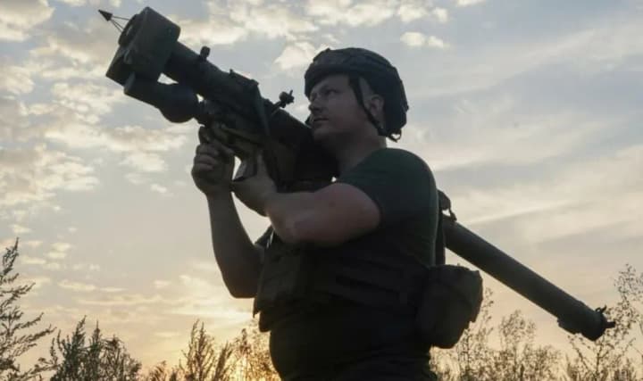 military-spending-worldwide-rises-to-record-dollar2443-billion-sipri