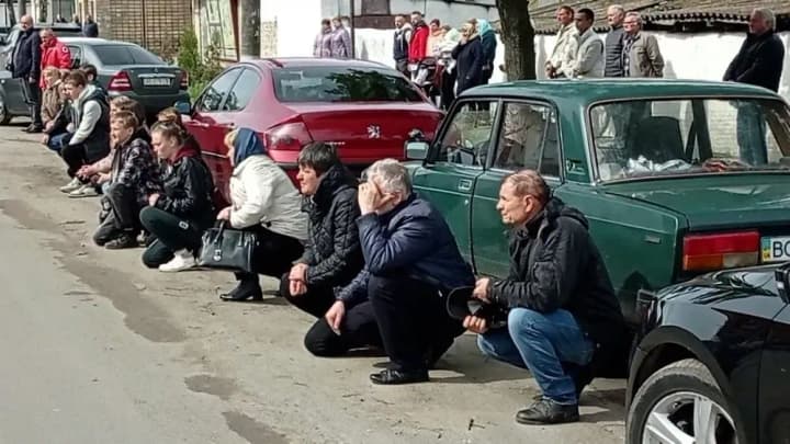 na-vinnychchyni-proshchalysia-iz-20-richnym-politseiskym-maksymom-zaretskym-yakoho-rozstrilialy-napadnyky