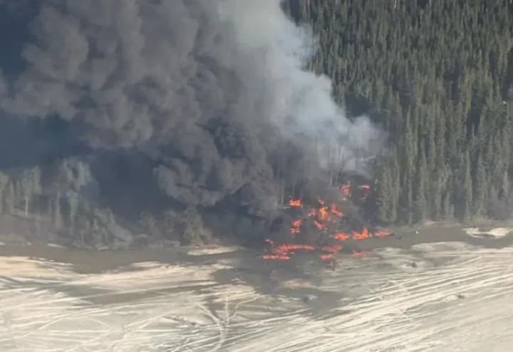 cargo-plane-with-two-passengers-crashes-in-alaska
