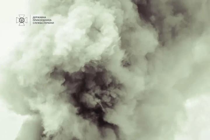 viiska-rf-zavdaly-udariv-z-minometiv-ta-stvolnoi-artylerii-po-prykordonniu-chernihivskoi-oblasti-zafiksovano-24-vybukhy