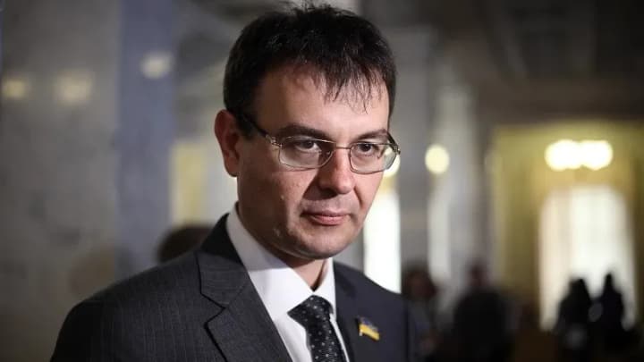 gns-ostanovila-rabotu-kazhdogo-pyatogo-predprinimatelya-a-getmantsev-klubom-belogo-biznesa-pitaetsya-legalizovat-takie-yee-deistviya-nardep