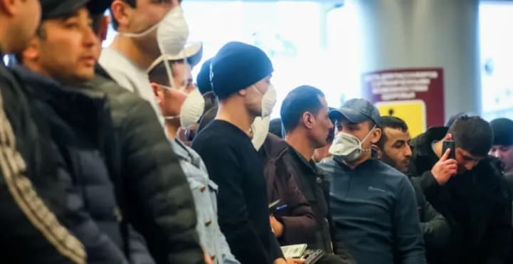 about-a-thousand-tajik-citizens-are-being-held-in-moscow-airports-what-is-known