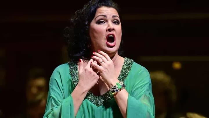 u-shveitsarii-skasuvaly-kontsert-hanny-netrebko