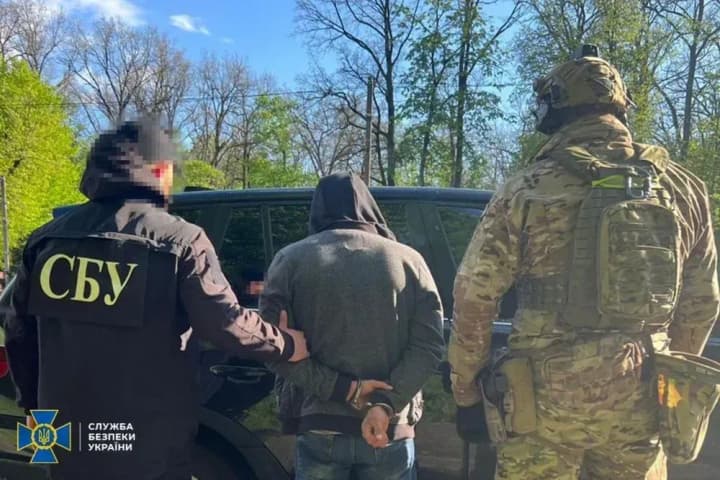 vykryto-shche-8-skhem-ukhylennia-vid-pryzovu-detali