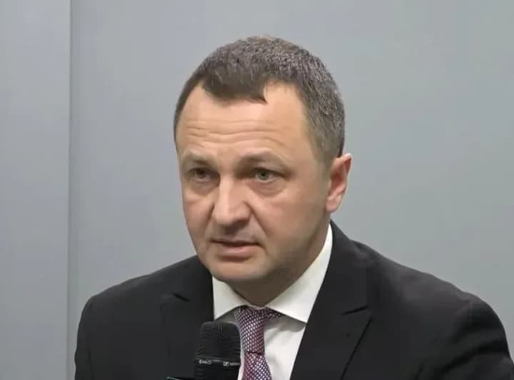 number-of-students-switching-to-ukrainian-language-increased-more-than-100-times-in-a-year-kremin