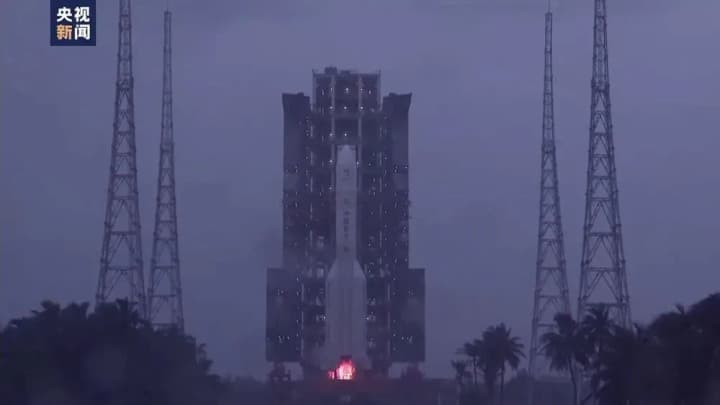 kitai-zapustil-istoricheskuyu-missiyu-dlya-polucheniya-obraztsov-s-obratnoi-storoni-luni