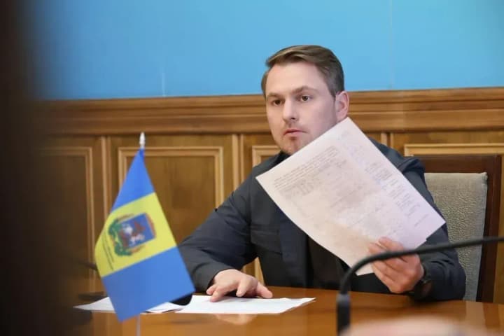 na-kyivshchyni-rekomenduvaly-rozirvaty-rezonansnu-zakupivliu-na-20-mln-hrn-kravchenko-nahloshuie-vykorystannia-koshtiv-maie-buty-efektyvnym