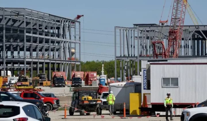 microsoft-invests-usd-3-billion-in-artificial-intelligence-project-in-wisconsin