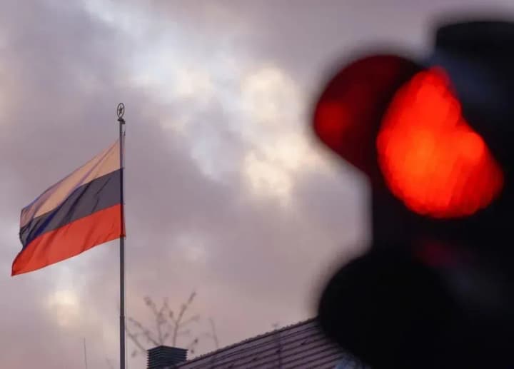 what-will-the-proceeds-from-the-frozen-assets-of-russians-be-used-for