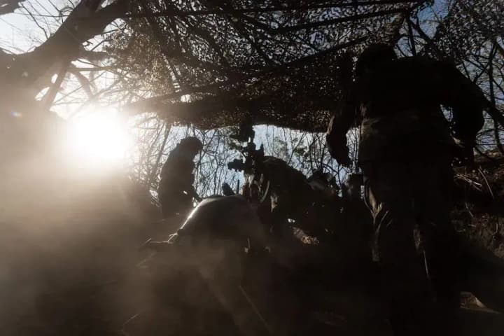 zelensky-we-must-disrupt-russian-offensive-operations-and-return-the-initiative-to-ukraine