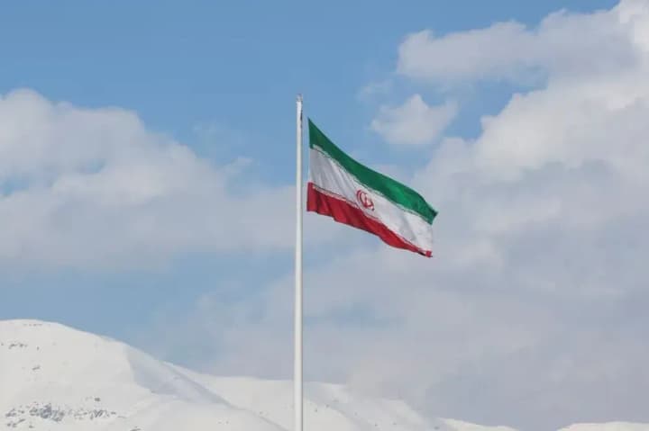 iran-and-india-sign-10-year-port-agreement