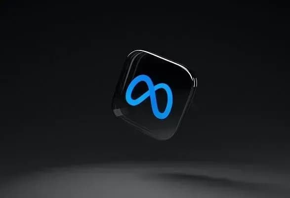 facebook-owner-closes-business-app