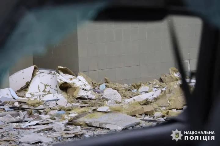 kharkiv-region-russians-shoot-dead-man-in-starytsia-two-policemen-among-wounded-overnight-police