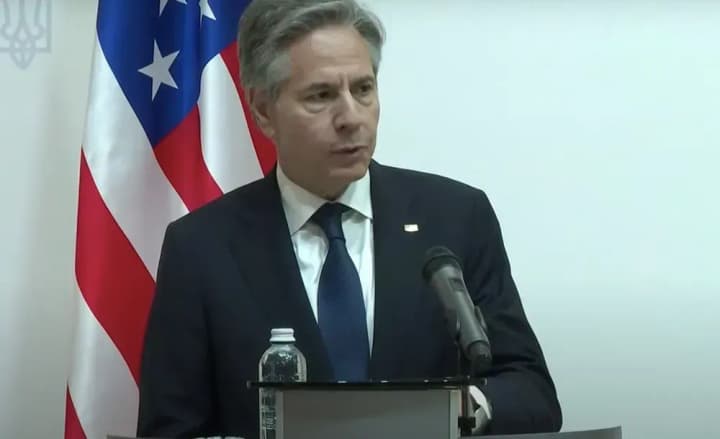 ukraine-decides-how-to-wage-war-blinken-dodged-the-question-of-whether-the-us-would-allow-the-strikes-on-russian-territory-with-american-weapons