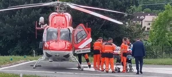 slovak-prime-minister-robert-fico-is-seriously-wounded-doctors-cannot-stop-abdominal-bleeding