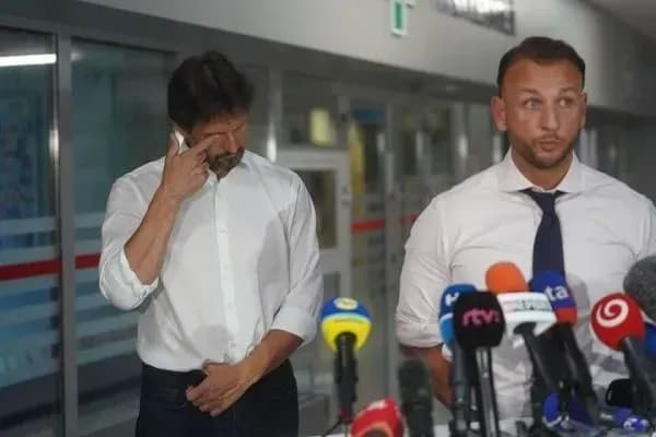 attempted-assassination-of-slovak-prime-minister-government-officials-assure-that-fico-is-still-being-operated-on