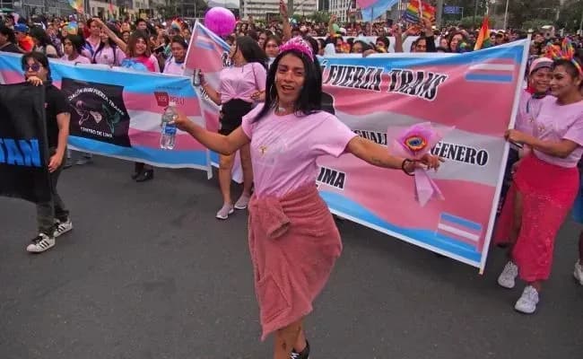 v-peru-transgenderov-ofitsialno-priznali-bolnimi-lyudmi