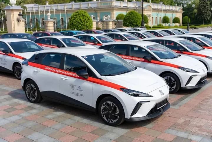 odesa-region-gets-new-ambulances