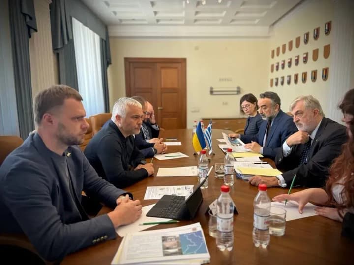 dopomoha-vpo-vidnovlennia-enerhetychnoi-infrastruktury-kiper-rozpoviv-podrobytsi-zustrichi-z-delehatsiieiu-hretsii