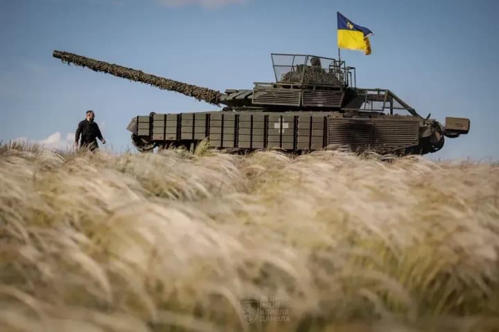 ukrainian-defense-forces-stop-russian-troops-in-kharkiv-region-and-conduct-counter-offensive-actions