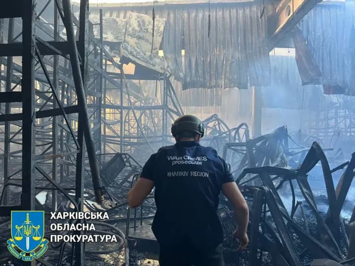 strike-on-a-hypermarket-in-kharkiv-about-16-people-are-missing