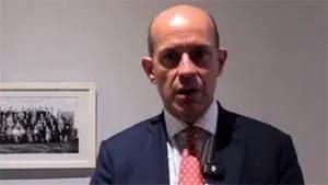 posla-frantsii-na-shri-lantsi-znaishly-mertvym