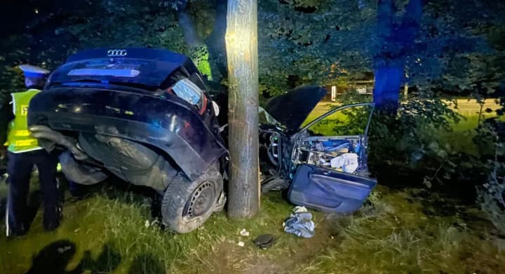 two-ukrainian-teenagers-were-killed-in-an-accident-they-ran-away-from-the-police-at-a-speed-of-150-kmsec-mass-media