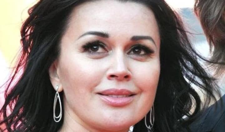 zirka-serialu-moia-prekrasna-niania-anastasiia-zavorotniuk-pomerla-pislia-tryvaloi-khvoroby