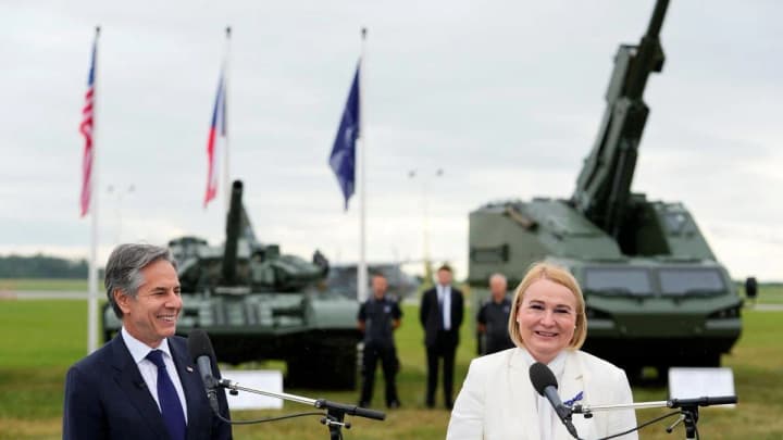 ukraine-will-receive-one-million-shells-under-the-czech-initiative-by-the-end-of-the-year-blenken-in-prague