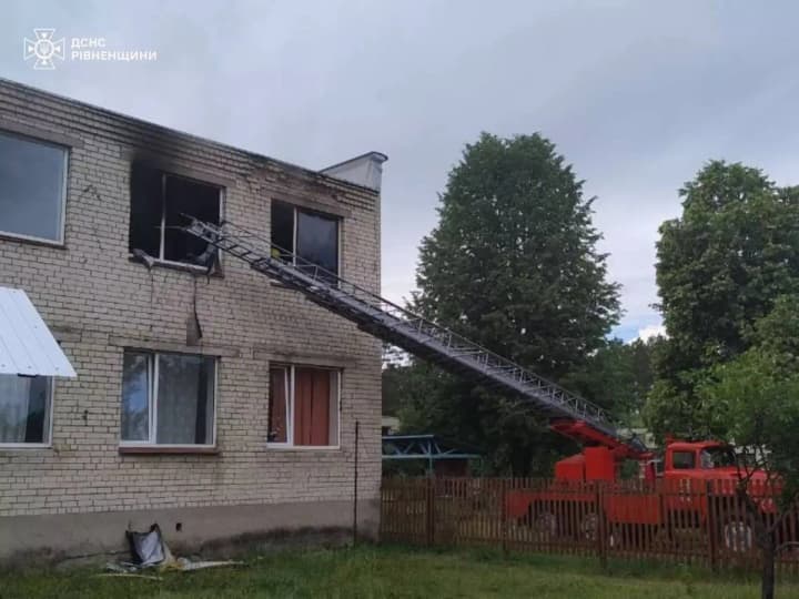 fire-in-a-psychoneurological-boarding-school-in-rivne-region-9-people-were-saved-and-39-were-evacuated