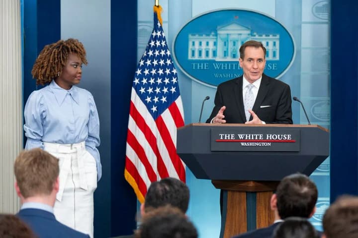 nikoly-ne-bulo-obmezhen-bilyi-dim-pro-zbyttia-ukraintsiamy-vorozhykh-litakiv-u-rosii