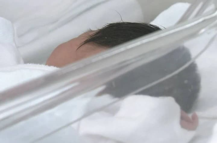 in-japan-the-birth-rate-continues-to-fall-so-the-authorities-lift-the-threshold-of-assistance-and-initiate-their-own-dating-app