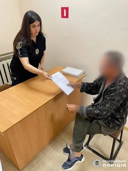 in-the-kiev-region-a-man-was-detained-who-strangled-an-elderly-friend-with-a-garden-hose-during-a-quarrel