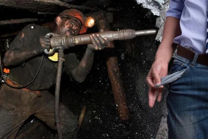 in-the-occupied-territories-of-luhansk-region-the-enemy-does-not-pay-salaries-to-miners