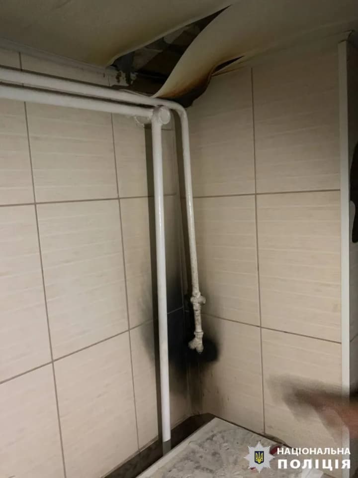 ball-lightning-strikes-a-house-in-kyiv-region-fire-starts